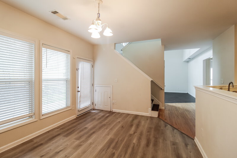 2,150/Mo, 2363 Walnut Tree Ln Buford, GA 30519 W M Dining Room View