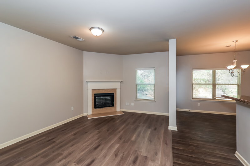 1,970/Mo, 260 Stillwood Dr Newnan, GA 30265 Living Room View