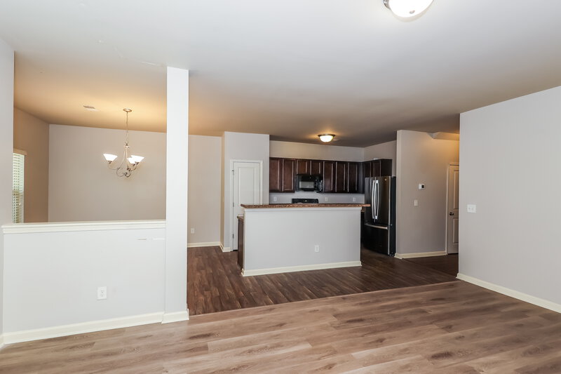 1,970/Mo, 260 Stillwood Dr Newnan, GA 30265 Living Room View 3