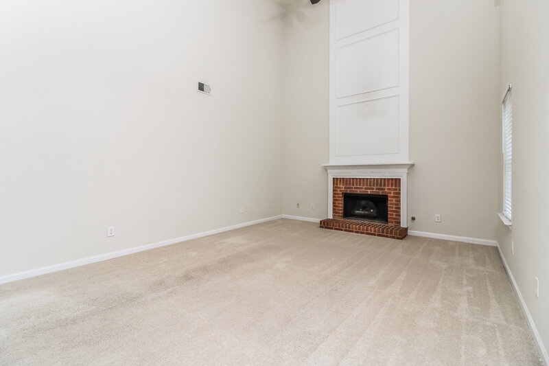 2,655/Mo, 3425 Sandlake Dr SW Marietta, GA 30008 Living Room View 3