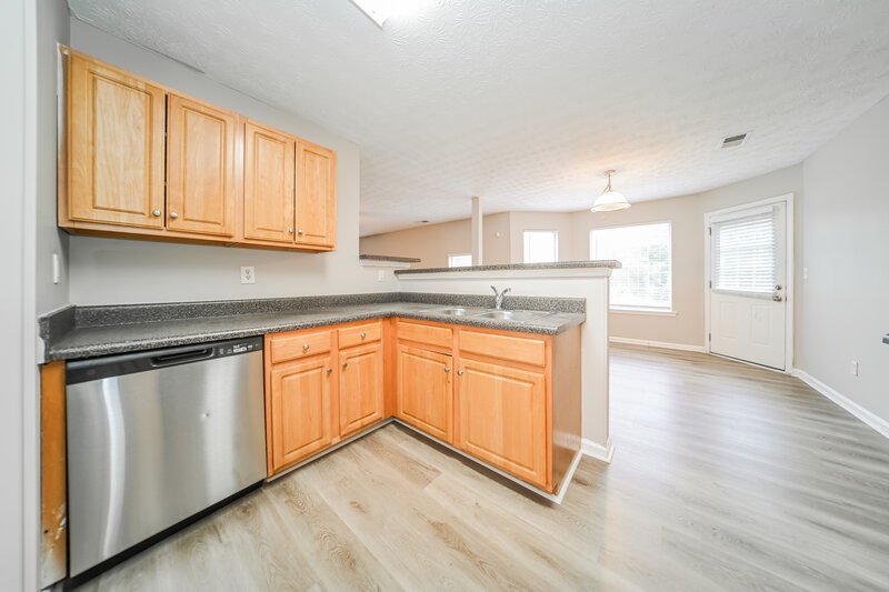 2,275/Mo, 505 Concord Ter McDonough, GA 30253 Kitchen View