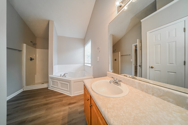 2,275/Mo, 505 Concord Ter McDonough, GA 30253 Main Bathroom View