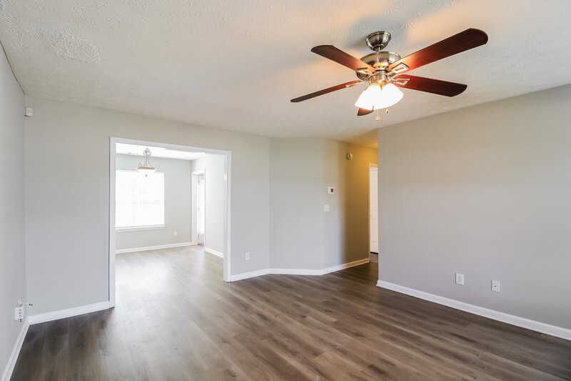 1,995/Mo, 217 Vineyard Ridge Dr Griffin, GA 30223 Living Room View 2