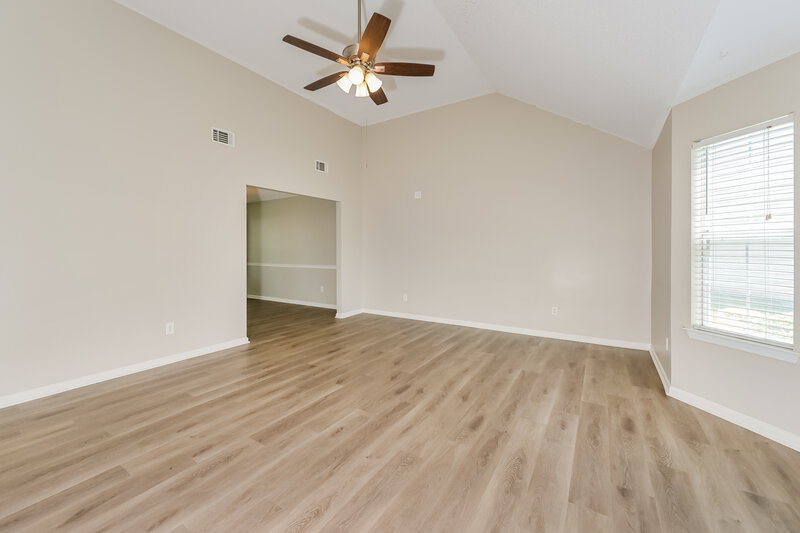 2,095/Mo, 4710 Millenium View Ct Snellville, GA 30039 Living Room View