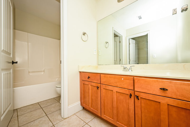 2,095/Mo, 104 Society St McDonough, GA 30252 Bathroom View