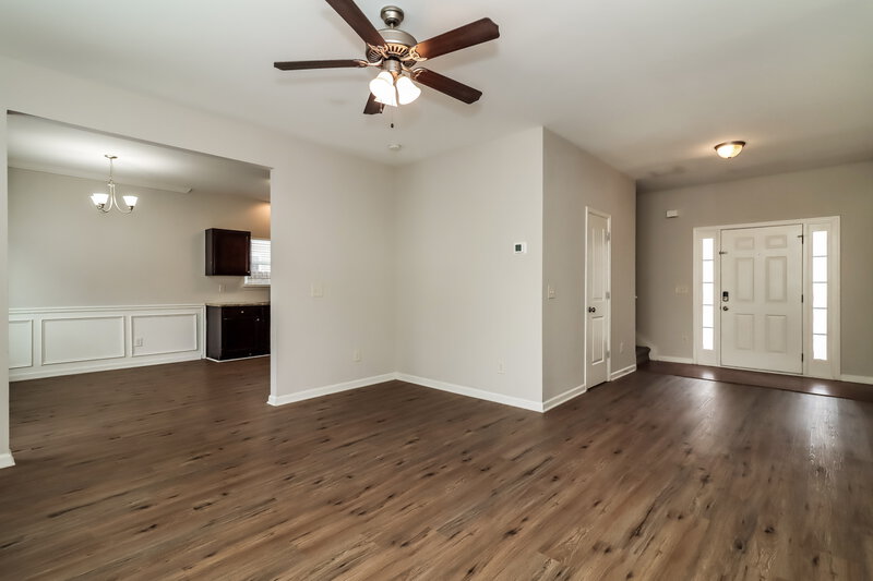 1,780/Mo, 539 Hillcrest Cir Hiram, GA 30141 Living Room View