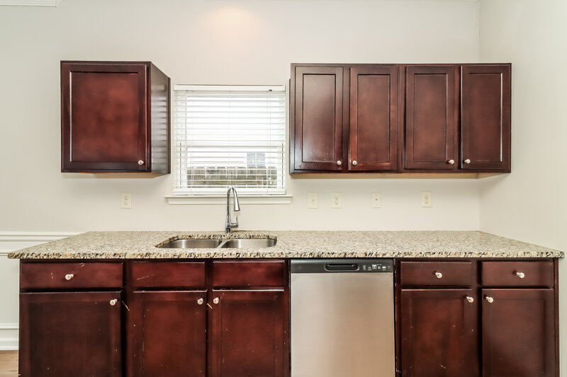 1,780/Mo, 539 Hillcrest Cir Hiram, GA 30141 Kitchen View 2