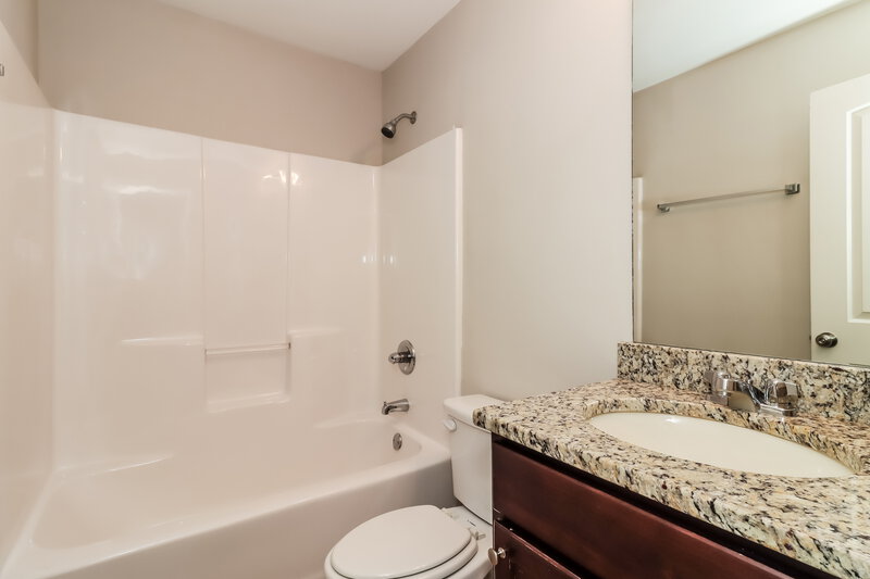 1,780/Mo, 539 Hillcrest Cir Hiram, GA 30141 Bathroom View