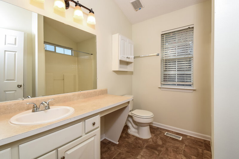 2,710/Mo, 2150 Serenity Dr NW Acworth, GA 30101 Main Bathroom View