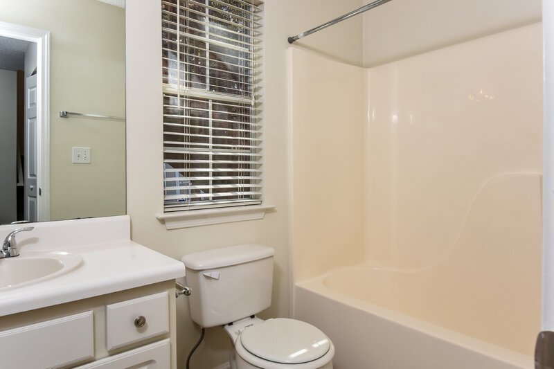 2,710/Mo, 2150 Serenity Dr NW Acworth, GA 30101 Bathroom View