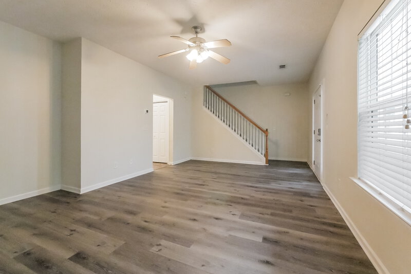 2,215/Mo, 46 Roxbury Ln Newnan, GA 30265 Living Room View 3