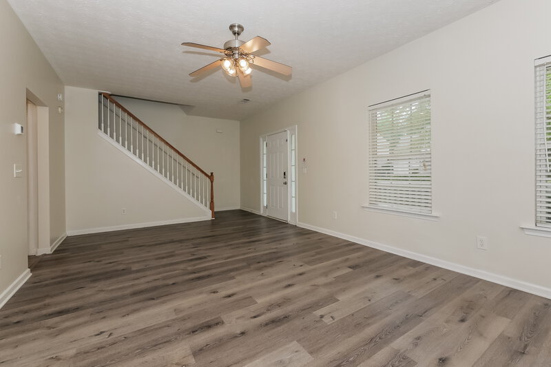 2,215/Mo, 46 Roxbury Ln Newnan, GA 30265 Living Room View 4