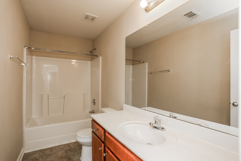 3,350/Mo, 5265 Cactus Cove Ln Buford, GA 30519 Bathroom View