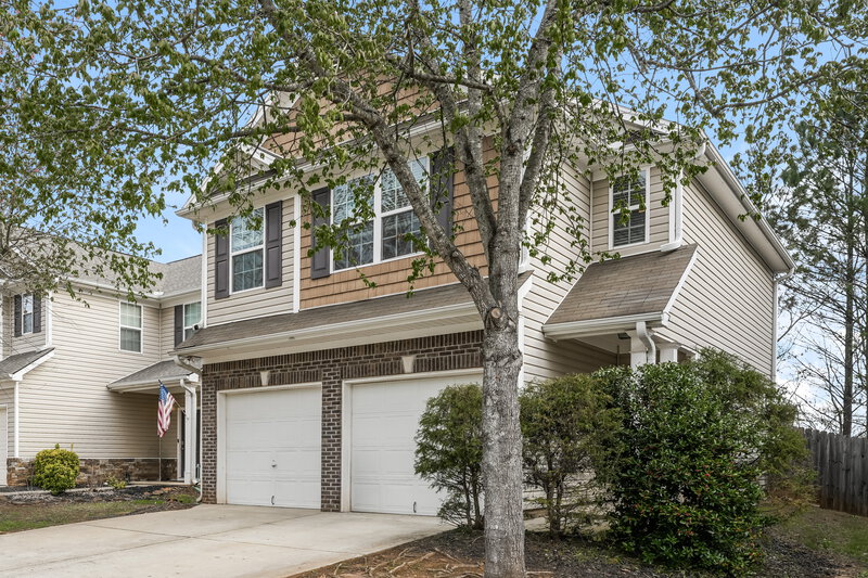 1,950/Mo, 464 Lobdale Falls Dr Lawrenceville, GA 30045 Front View