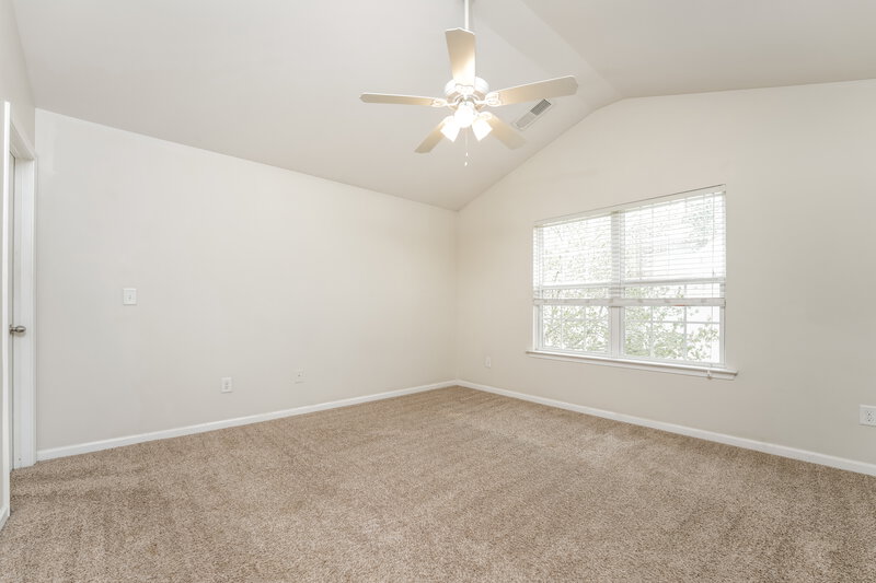 1,950/Mo, 464 Lobdale Falls Dr Lawrenceville, GA 30045 Main Bedroom View 2