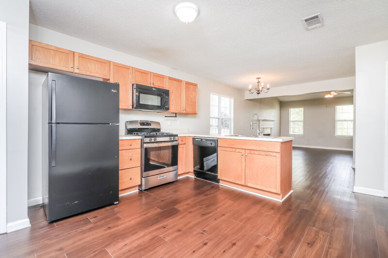 1,825/Mo, 311 Bainbridge Cir Dallas, GA 30132 Kitchen View 2