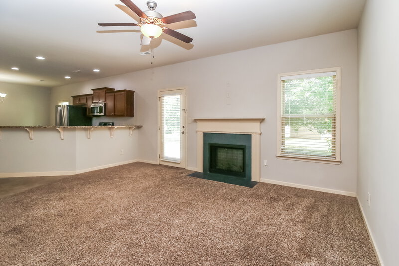 1,970/Mo, 284 Klinetop Dr McDonough, GA 30253 Living Room View