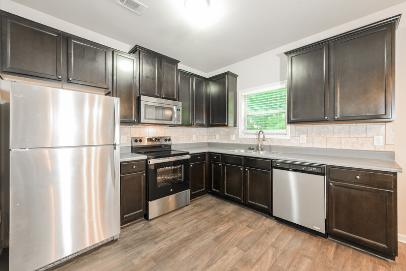 1,945/Mo, 1337 Avington Glen Way Lawrenceville, GA 30045 Kitchen View