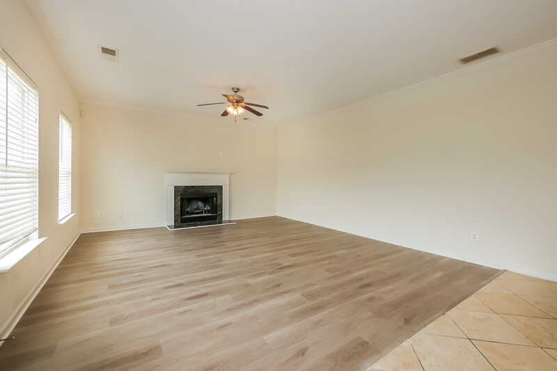 2,155/Mo, 1116 Corkscrew Way Villa Rica, GA 30180 Living Room View