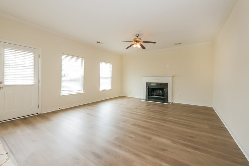 2,155/Mo, 1116 Corkscrew Way Villa Rica, GA 30180 Living Room View 2