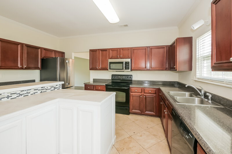 2,155/Mo, 1116 Corkscrew Way Villa Rica, GA 30180 Kitchen View
