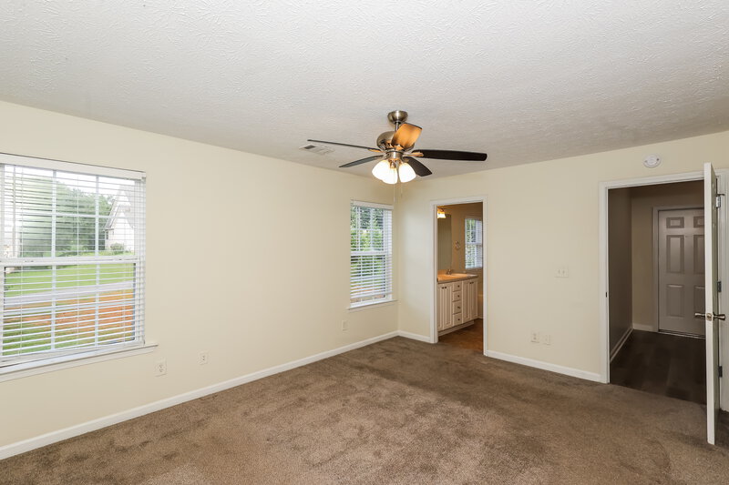 1,855/Mo, 27 Palladio Way Newnan, GA 30263 Main Bedroom View