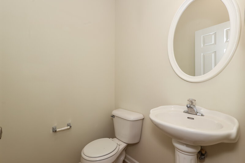 1,855/Mo, 27 Palladio Way Newnan, GA 30263 Bathroom View 2