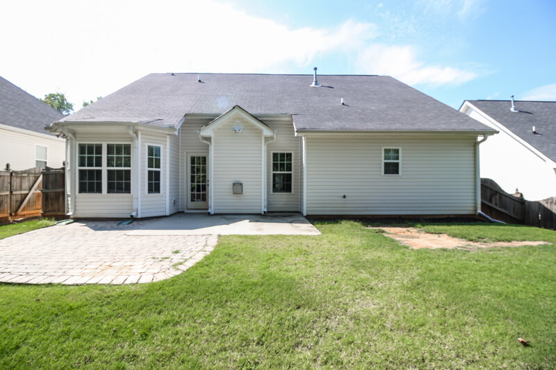 2,285/Mo, 59 Kentucky Ave Sharpsburg, GA 30277 Rear View