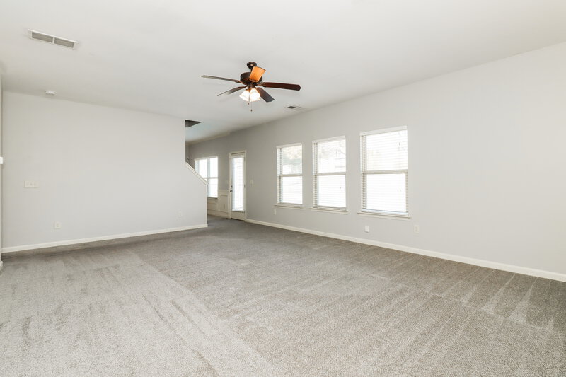 1,970/Mo, 46 Hamilton Blvd NW Cartersville, GA 30120 Living Room View 2
