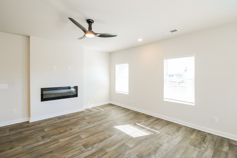 2,310/Mo, 1676 Fuma Leaf Way McDonough, GA 30253 Living Room View