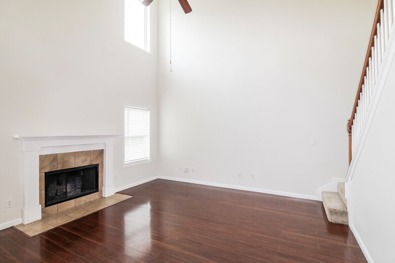 2,230/Mo, 6593 Silk Tree Pointe Braselton, GA 30517 Living Room View 3