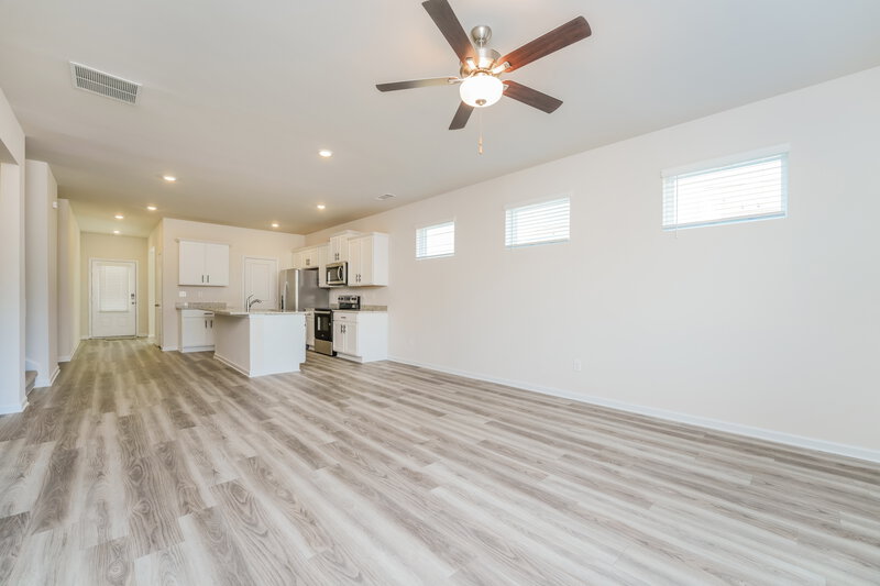 2,150/Mo, 317 Limestone Cir Conyers, GA 30013 Living Room View 2