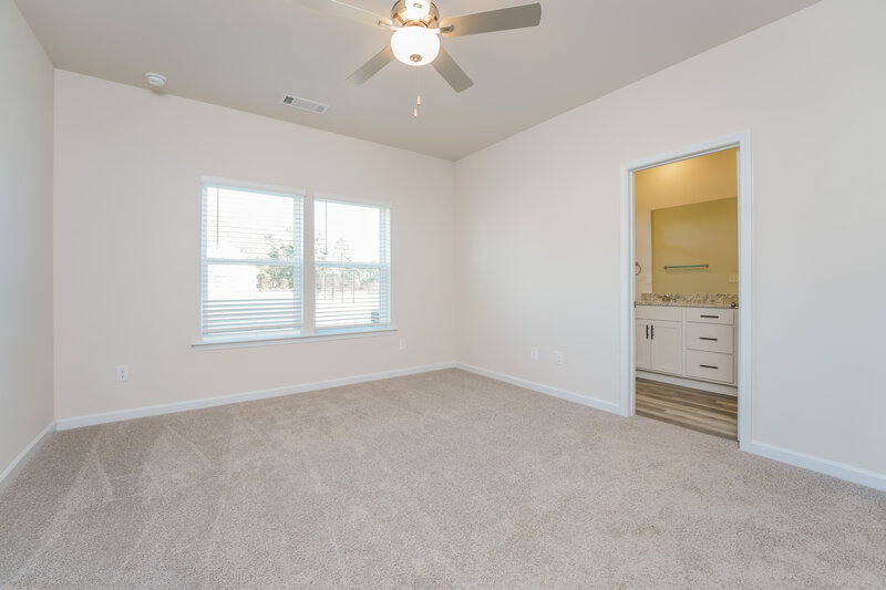 2,150/Mo, 317 Limestone Cir Conyers, GA 30013 Main Bedroom View