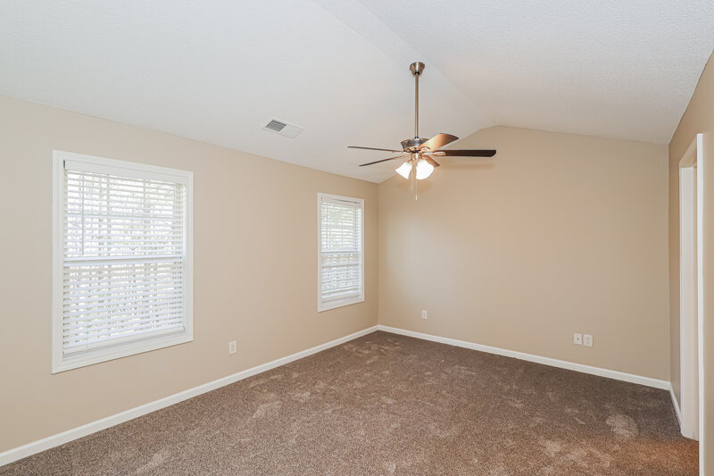 1,800/Mo, 255 Bainbridge Cir Dallas, GA 30132 Main Bedroom View