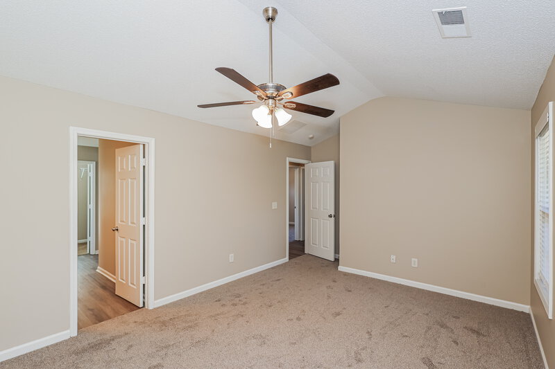 1,800/Mo, 255 Bainbridge Cir Dallas, GA 30132 Main Bedroom View 2