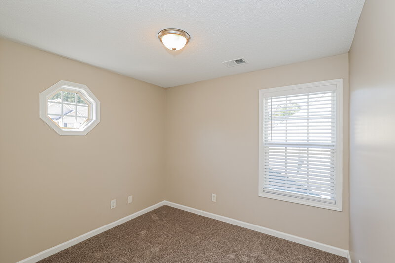 1,800/Mo, 255 Bainbridge Cir Dallas, GA 30132 Bedroom View 3