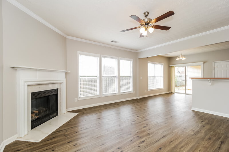 2,195/Mo, 123 Oleander Way Canton, GA 30114 Living Room View 2