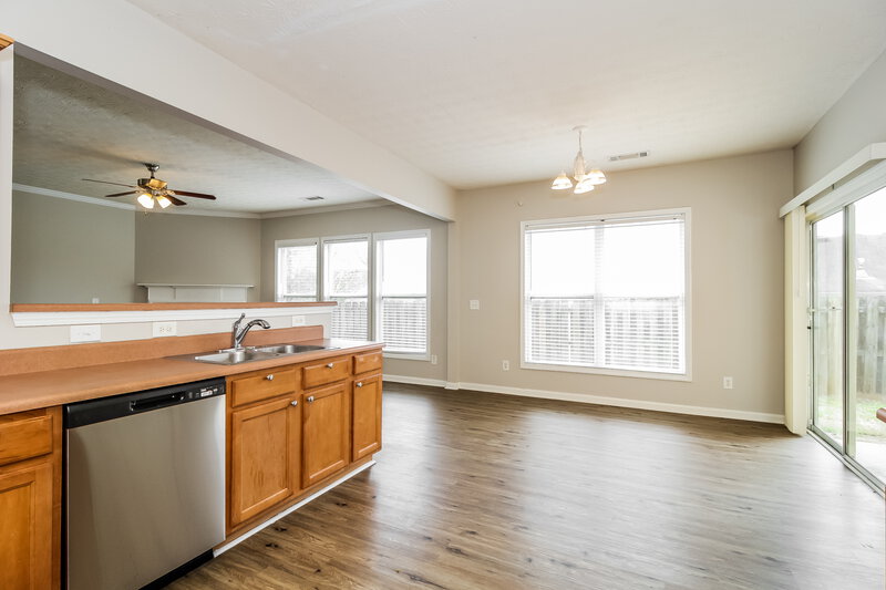 2,195/Mo, 123 Oleander Way Canton, GA 30114 Kitchen View 2