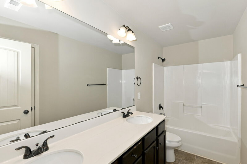 2,155/Mo, 1215 Nottley Dr Locust Grove, GA 30248 Bathroom View