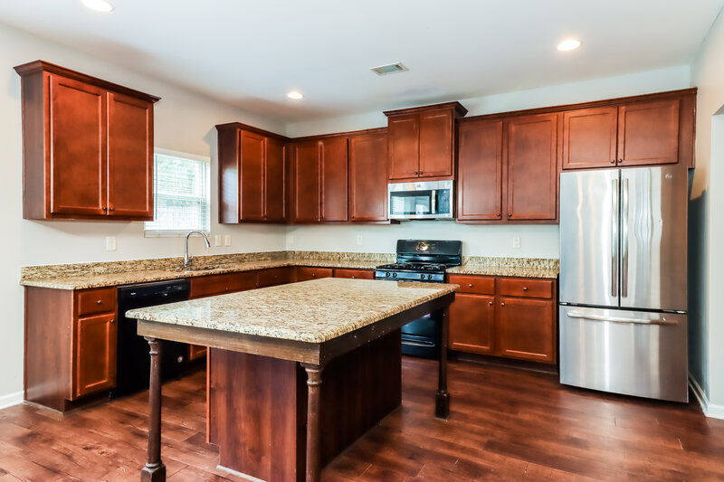 2,225/Mo, 2097 Juniper Ives Ct Grayson, GA 30017 Kitchen View