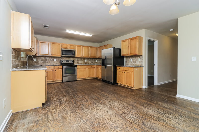 2,485/Mo, 2890 Centerglen Ln Cumming, GA 30040 Kitchen View