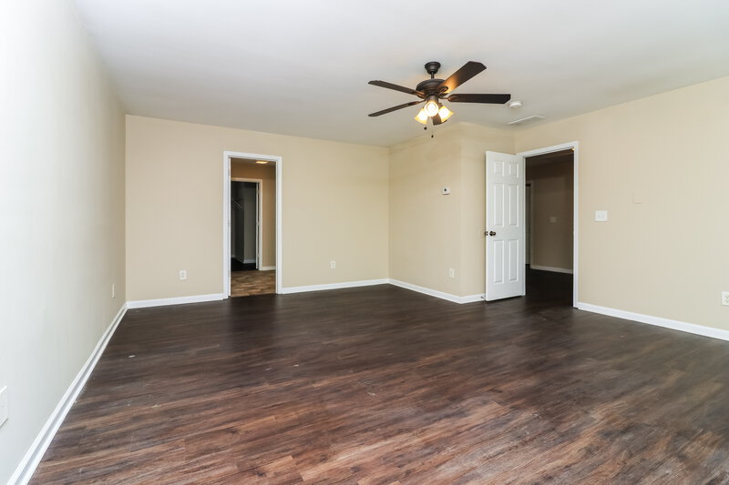 2,485/Mo, 2890 Centerglen Ln Cumming, GA 30040 Main Bedroom View 2