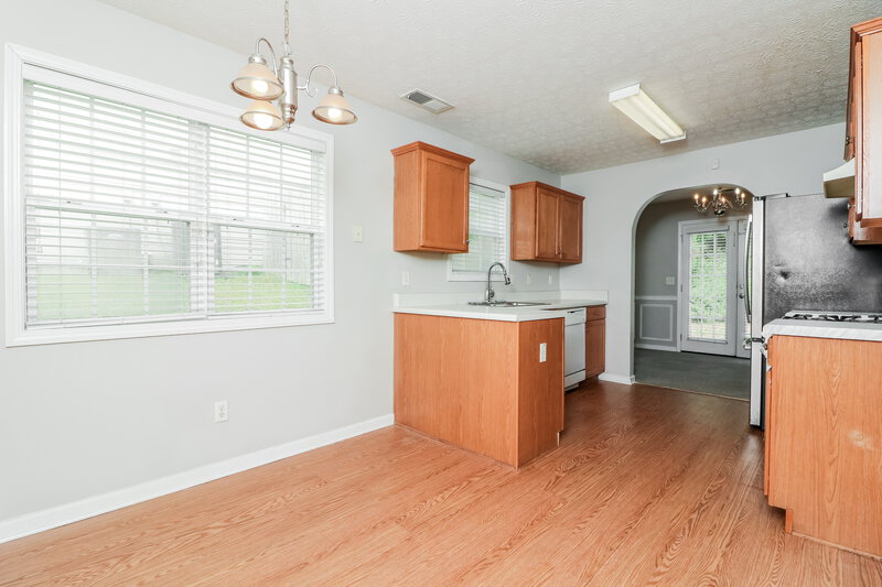 0/Mo, 226 Overlook Ct Dallas, GA 30157 Dining Room View