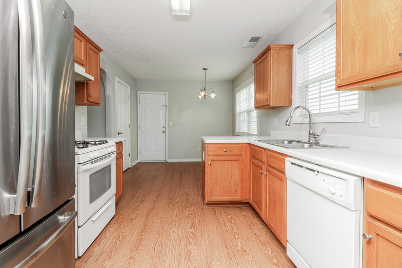 0/Mo, 226 Overlook Ct Dallas, GA 30157 Kitchen View