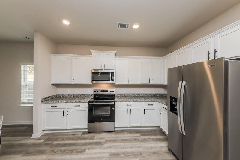 1,740/Mo, 483 Prescott Way Villa Rica, GA 30180 Kitchen View 3