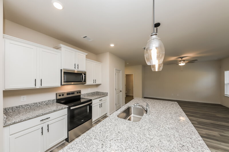 1,770/Mo, 481 Prescott Way Villa Rica, GA 30180 Kitchen View 2