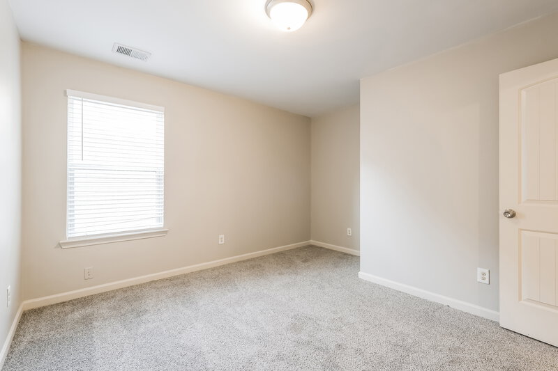 1,855/Mo, 534 Lobdale Falls Dr Lawrenceville, GA 30045 Bedroom View 3