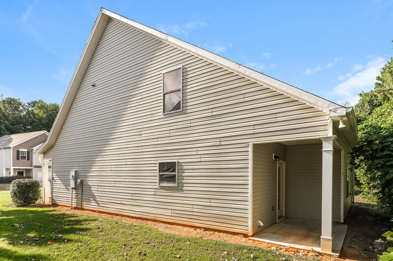1,855/Mo, 534 Lobdale Falls Dr Lawrenceville, GA 30045 Rear View