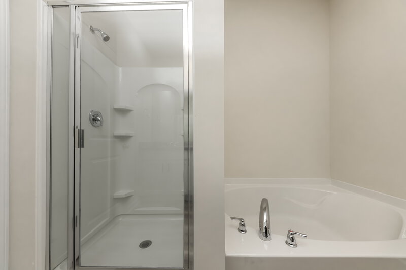 1,820/Mo, 471 Prescott Way Villa Rica, GA 30180 Main Bathroom View 2