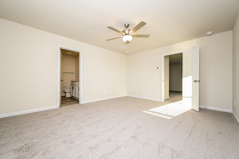 2,050/Mo, 284 Limestone Cir Conyers, GA 30013 Main Bedroom View 2